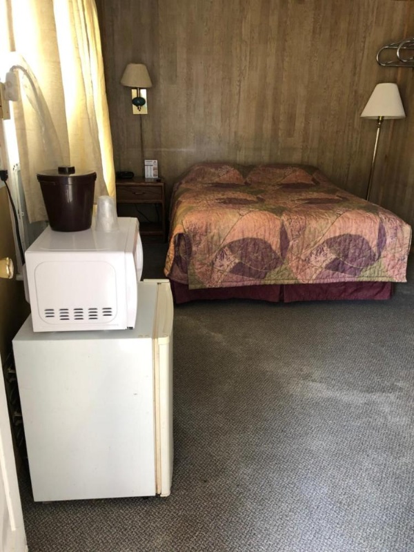 Coronado West Motel image 12